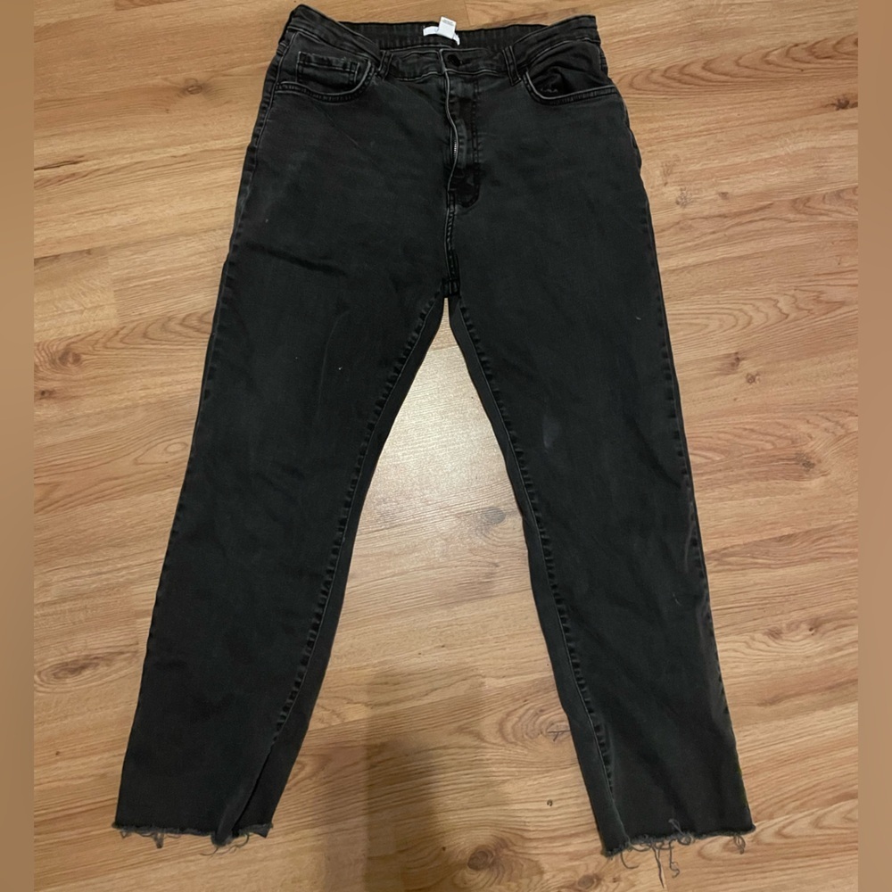 Forever 21 Charcoal black  Denim Pants size 31